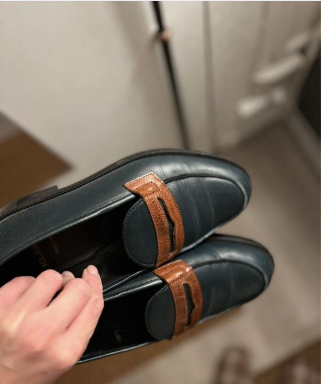 Green shoes