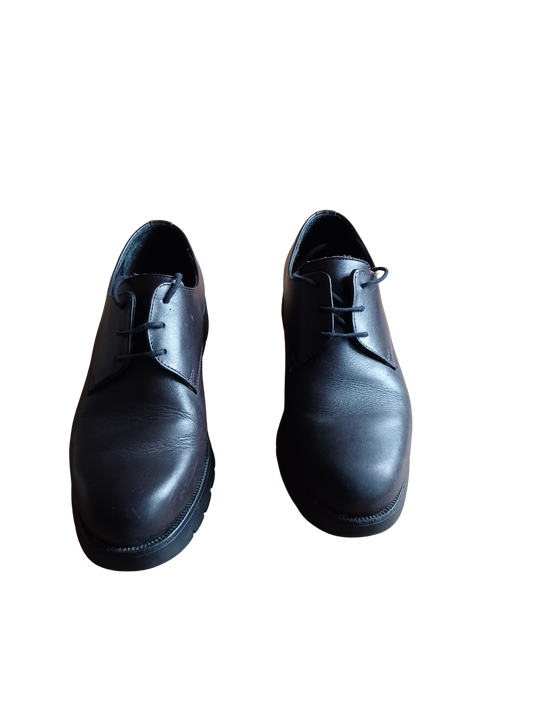 Derbies marrons