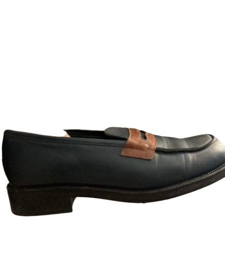 Green shoes