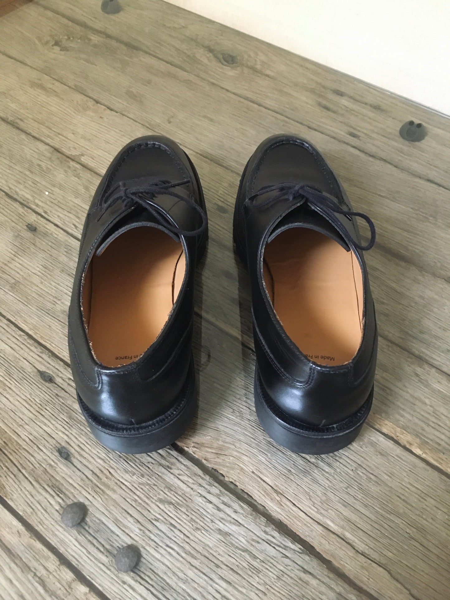Derbies noires